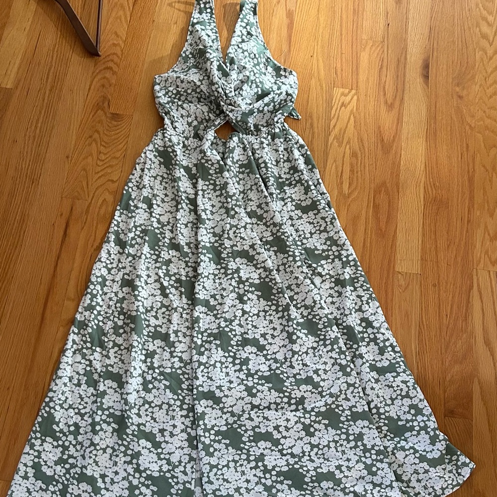 Cute Summer Green Dress - Size Large